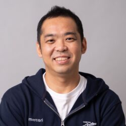小泉 文明  