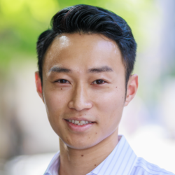 池田 陸人 Senior Associate 